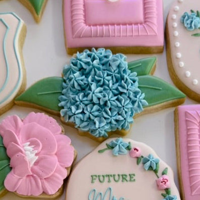 Two-Sided Flower Spray Cookie Cutter