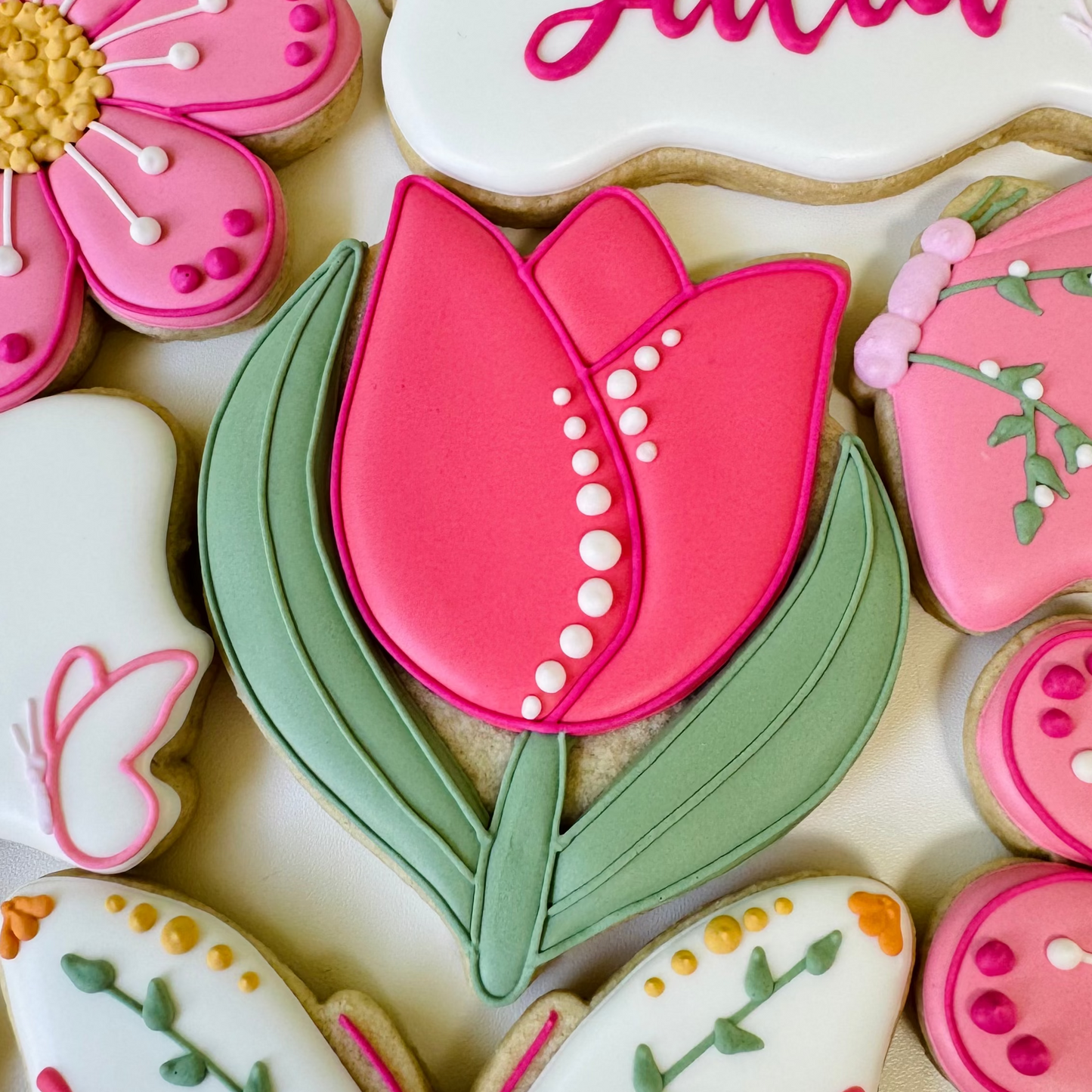 Short Stem Tulip Cookie Cutter